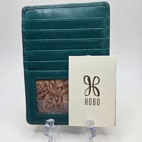 NEW HOBO Emerald Green Leather Card Case Wallet Coin Purse Zip Pocket Slim - Picture 1 of 10